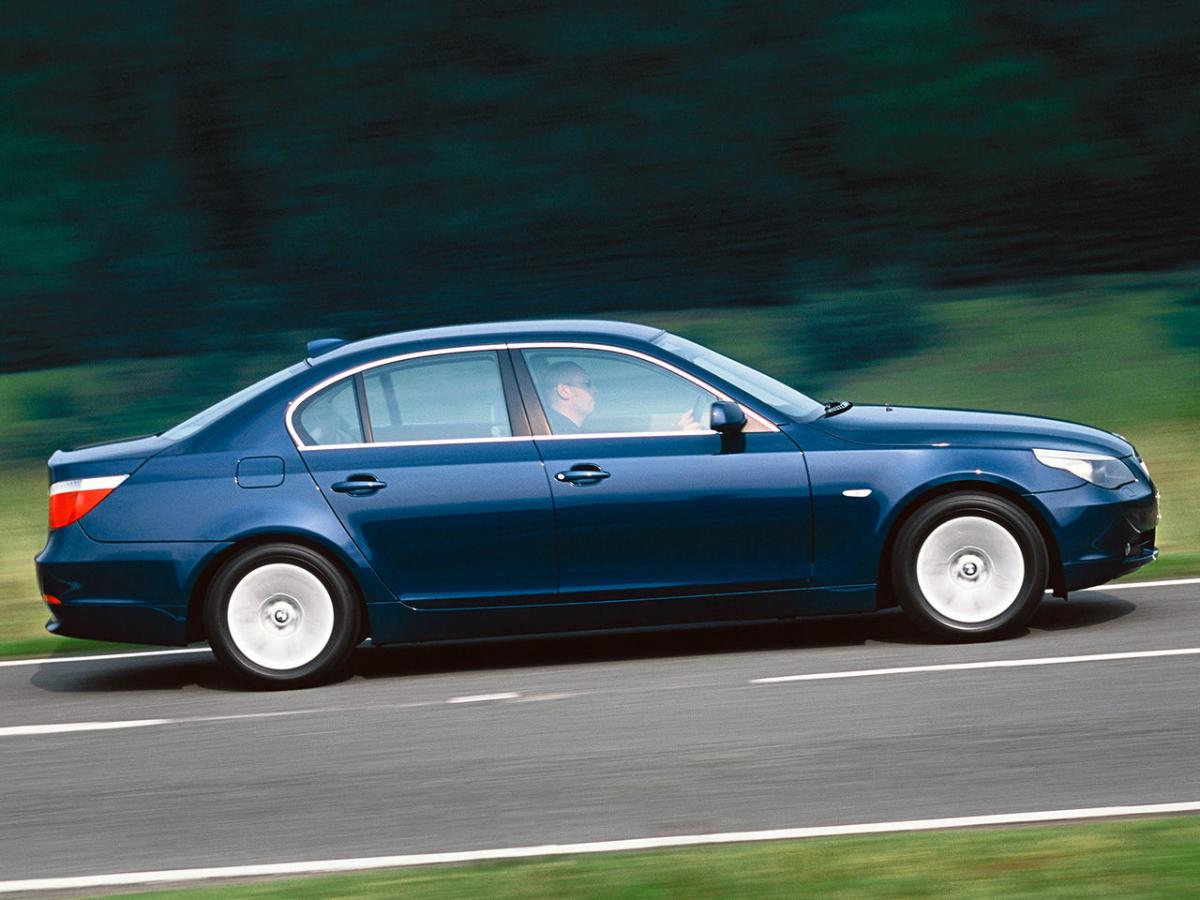 2005 BMW 5 Series Touring (E61) 550i V8 (367 Hp)  Technical specs, data,  fuel consumption, Dimensions